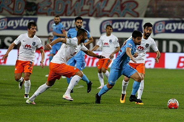 Futbolcular ligi kafasında bitirmiş 5