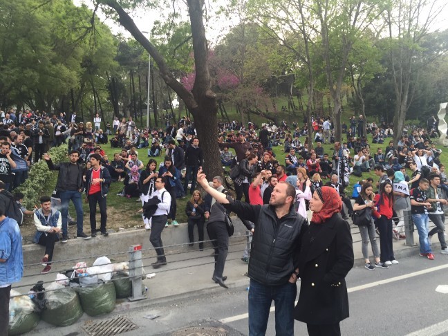 Açılışı gözyaşları içinde izledim 4