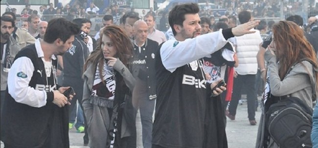 Açılışı gözyaşları içinde izledim 7