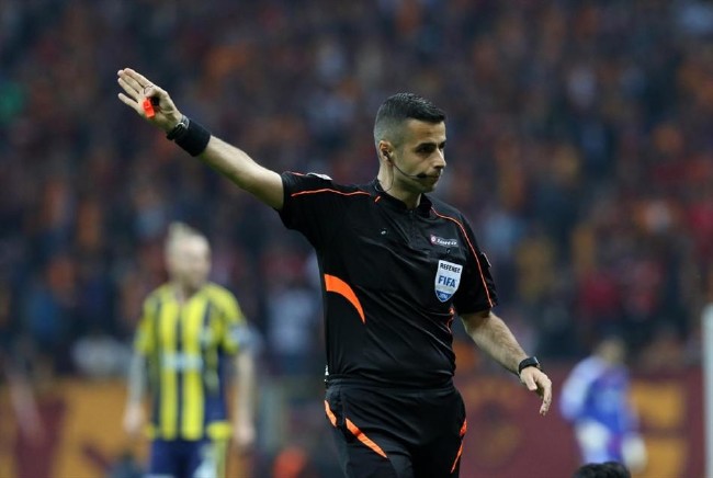 Maçın kahramanı Muslera 2