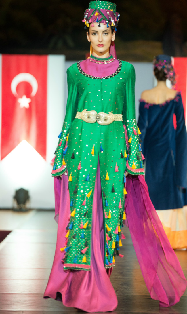 Budapeşte'de Osmanlı kıyafetleri defilesi 5