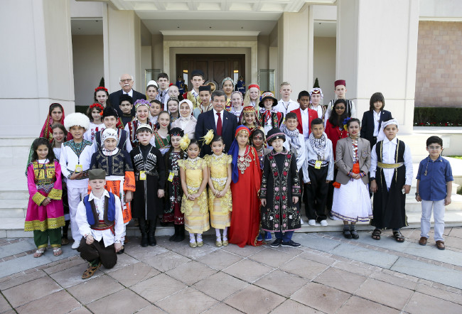 Ahmet Davutoğlu, "dünya çocukları" ile buluştu 14