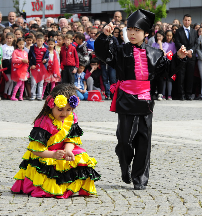 Yurtta 23 Nisan coşkusu 9