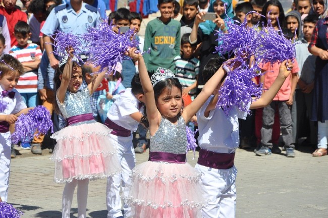 Yurtta 23 Nisan coşkusu 37