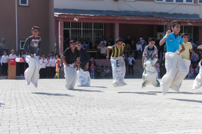 Yurtta 23 Nisan coşkusu 16