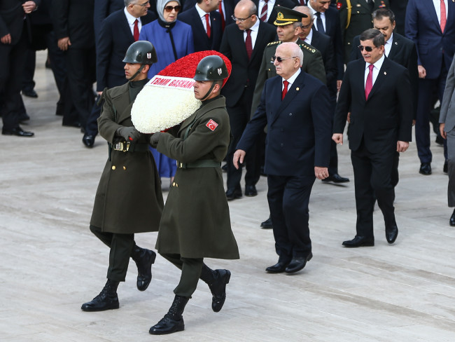 Yüzüne bakmaya yüzü yok 4