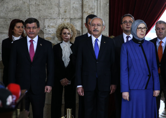 Yüzüne bakmaya yüzü yok 6