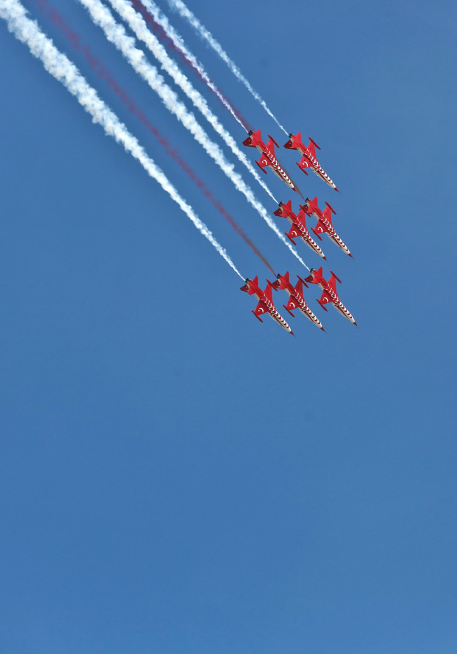Türk Yıldızları'ndan Expo uçuşu 7