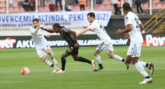 Beşiktaş Beşiktaş'a karşı 8