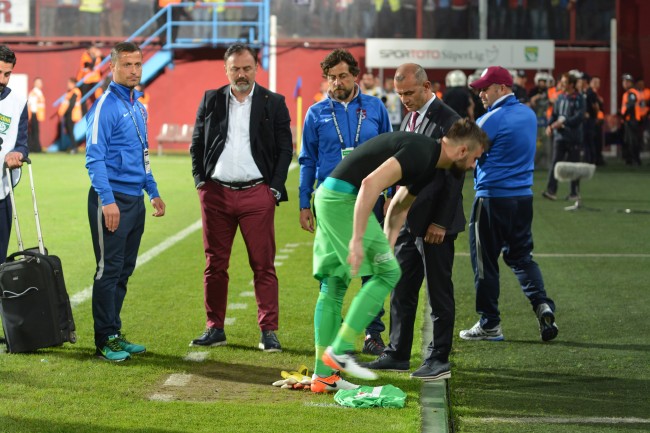 Trabzonspor-Fenerbahçe maçı tatil edildi 7