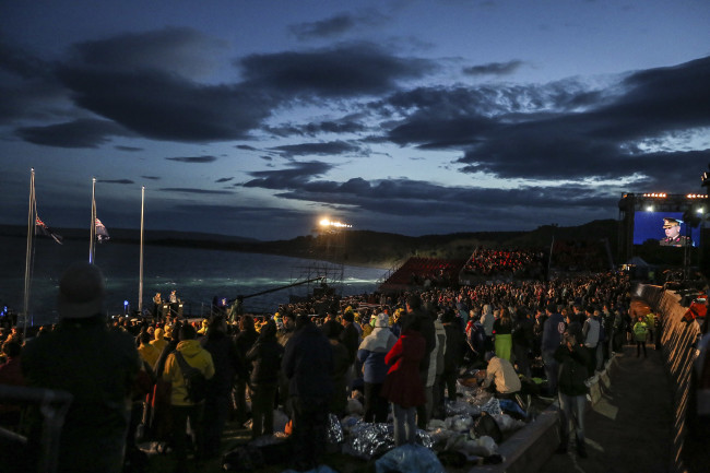 Çanakkale'nin Anzak Koyu'nda 'Şafak Ayini' yapıldı 12