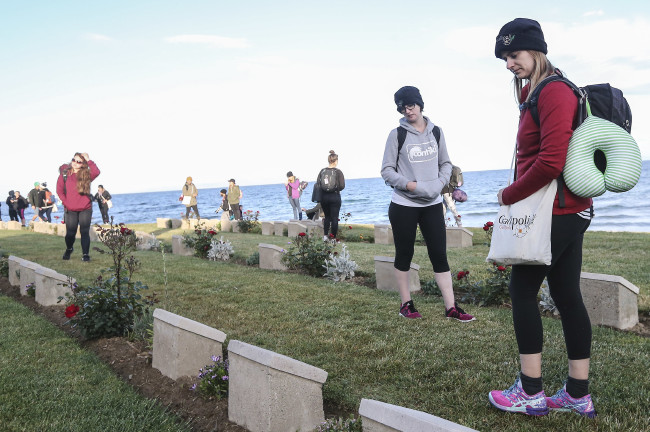 Çanakkale'nin Anzak Koyu'nda 'Şafak Ayini' yapıldı 17