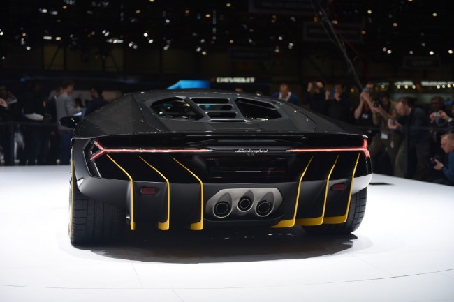 Lamborghini'den 100 yıl sürprizi! 21