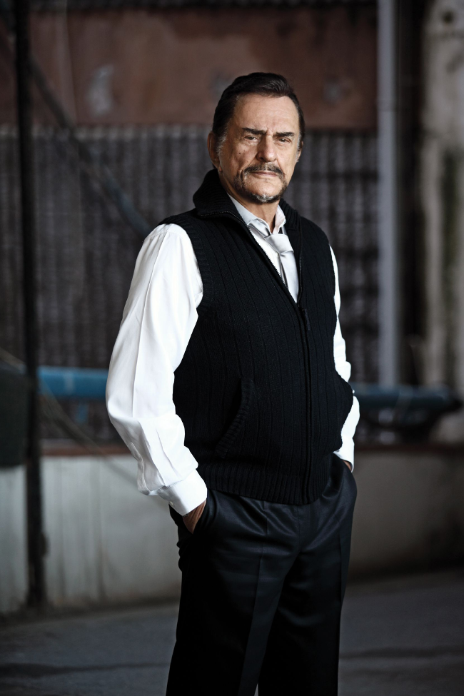 Ünlüler ne okuyor, ne dinliyor? 12