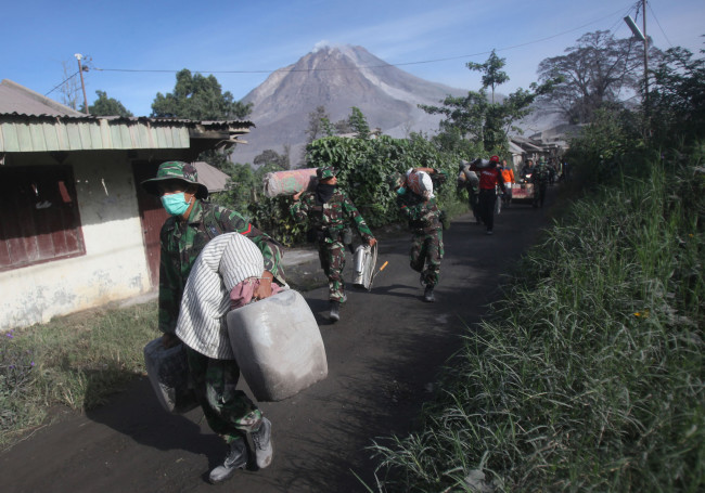 Binleri evinden etti 19