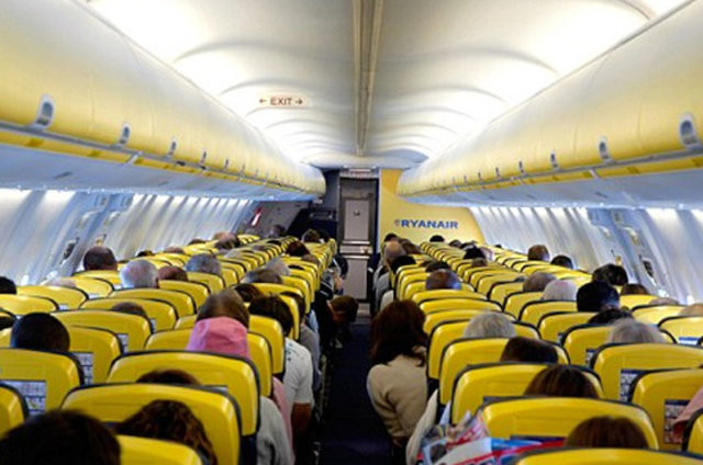 Uçak kazasından sağ kurtulmanın yolları 15