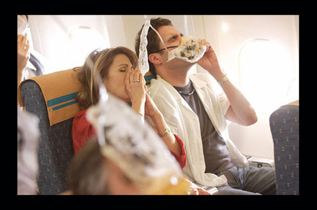 Uçak kazasından sağ kurtulmanın yolları 18