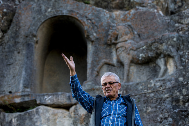 Bin yıllık kitabede At yarışı kuralları 11