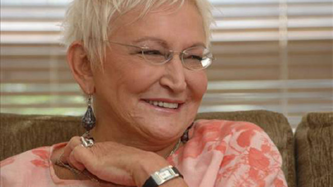 Ünlüler ne okuyor? 5