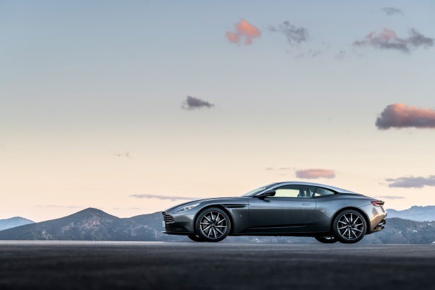 Aston Martin DB11 Türkiye'ye geliyor 12