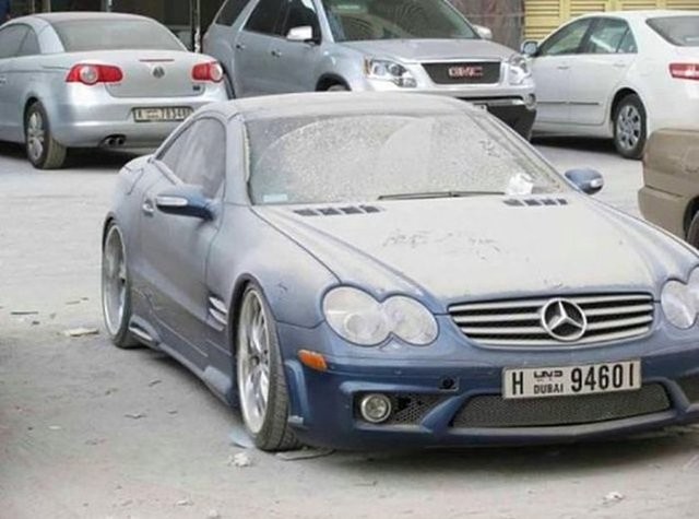 Terk edilmiş arabalar şehri 5