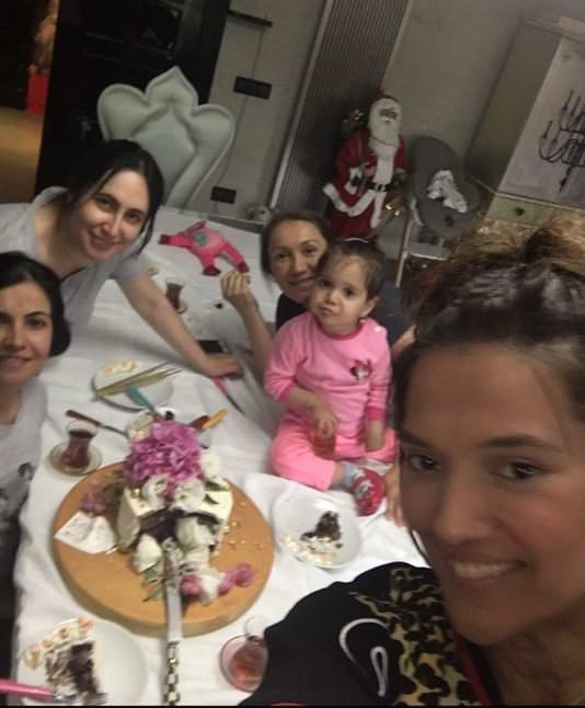 Instagram'da ünlüler 6 Mayıs 2016 32