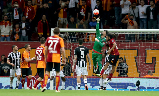 Şenol Güneş'in maçı 7