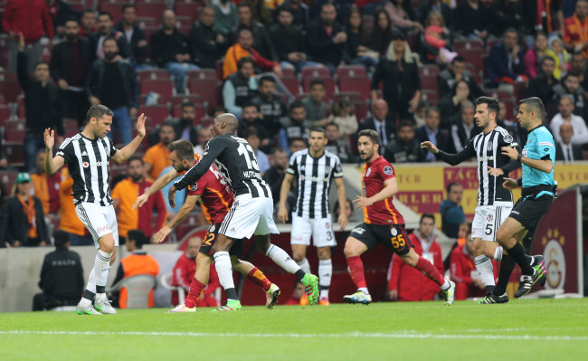 Spor yazarları Galatasaray-Beşiktaş maçını yazdı 9