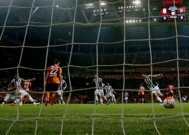 Spor yazarları Galatasaray-Beşiktaş maçını yazdı 15