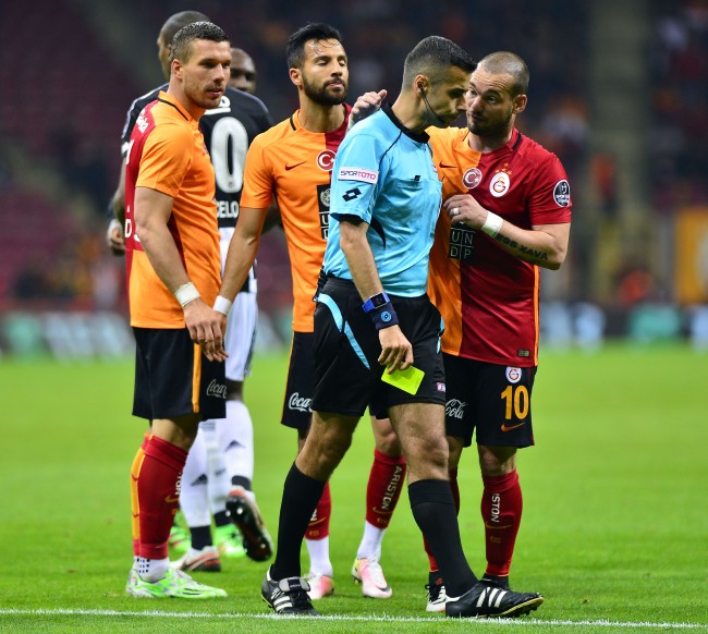 Spor yazarları Galatasaray-Beşiktaş maçını yazdı 18