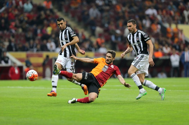 Spor yazarları Galatasaray-Beşiktaş maçını yazdı 26