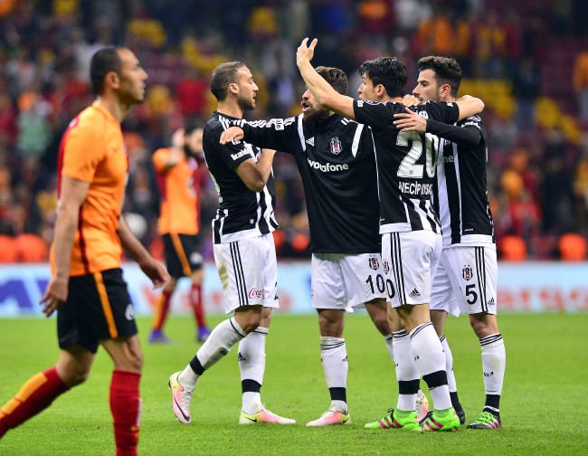 Spor yazarları Galatasaray-Beşiktaş maçını yazdı 30