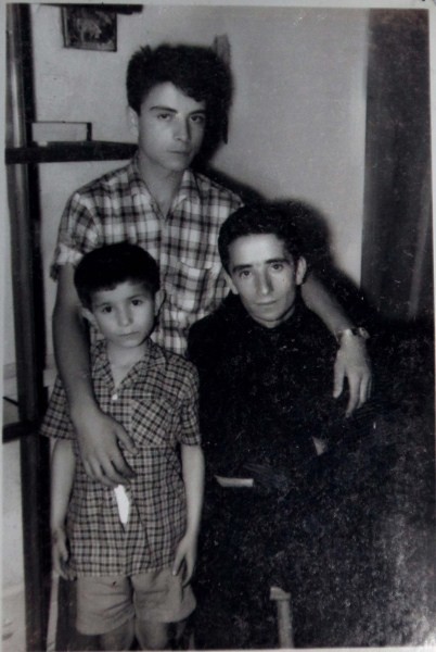 'Davutların Ahmet'in sarı boyalı evi 1