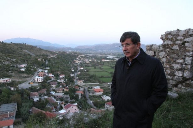 'Davutların Ahmet'in sarı boyalı evi 19