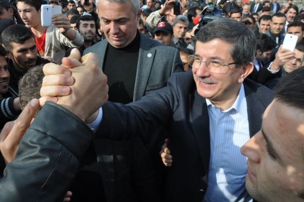 'Davutların Ahmet'in sarı boyalı evi 23