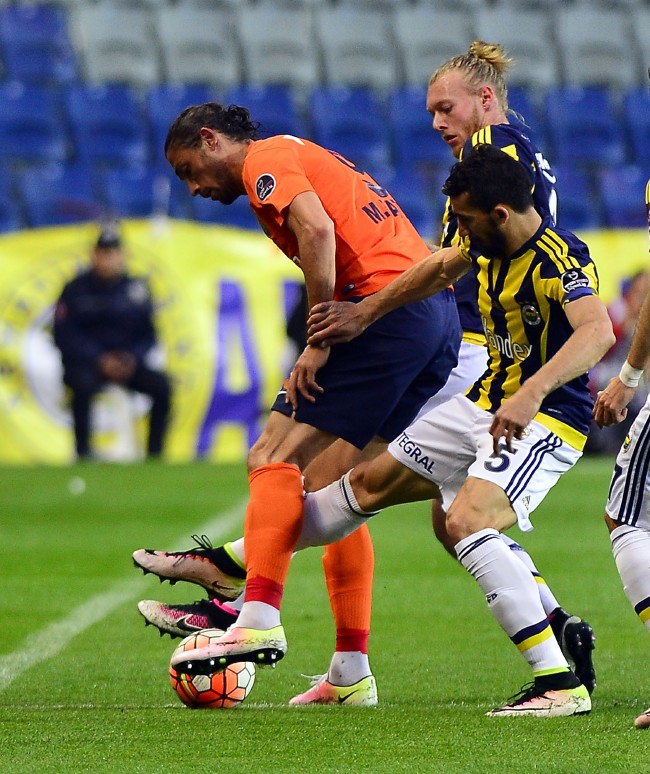 Pereira ile birlikte hediye ettiler 2