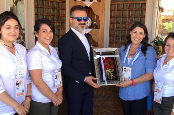 Eski Bakan Suat Kılıç yeni imajıyla şaşırttı 2