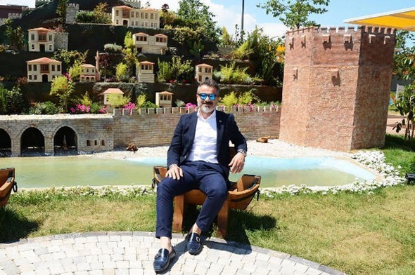 Eski Bakan Suat Kılıç yeni imajıyla şaşırttı 3