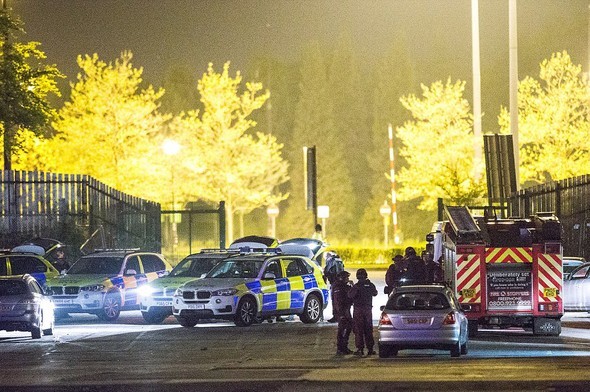 İngiltere'de kapsamlı terörle mücadele tatbikatı 8