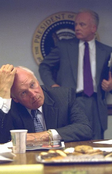 Diyarbakır'da polis aracına bombalı saldırı 4