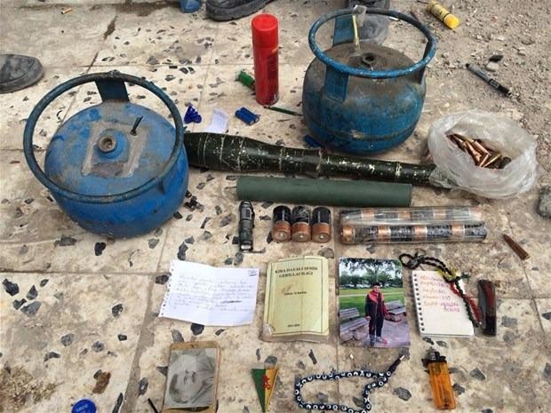 PKK’lılar Kuran-ı Kerim’leri parçaladı 10