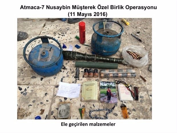 PKK’lılar Kuran-ı Kerim’leri parçaladı 15