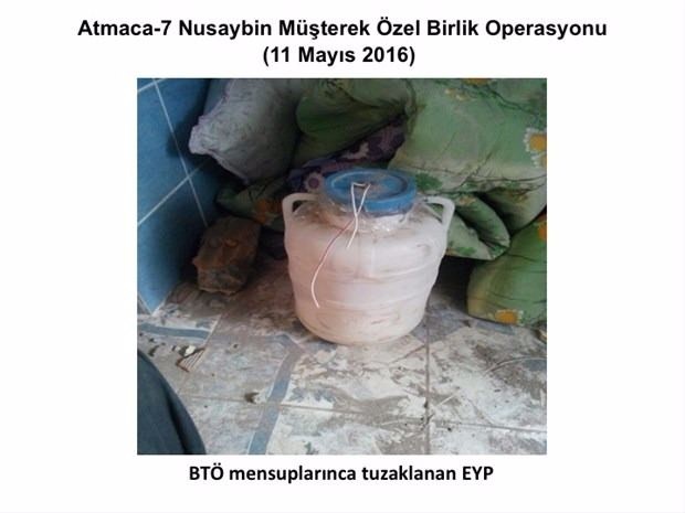 PKK’lılar Kuran-ı Kerim’leri parçaladı 31