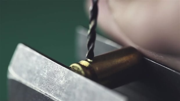 Tabanca mermisinden yaptığına inanamayacaksınız! 3