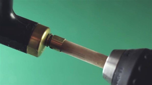 Tabanca mermisinden yaptığına inanamayacaksınız! 25