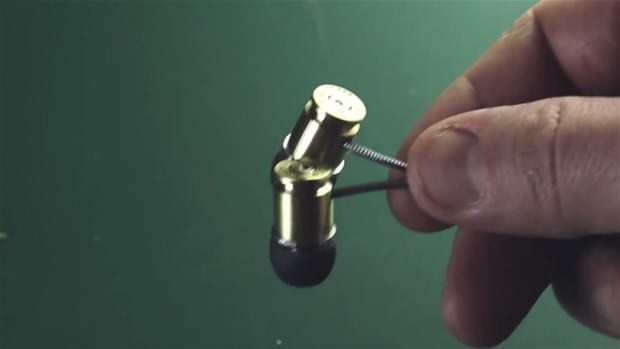 Tabanca mermisinden yaptığına inanamayacaksınız! 46