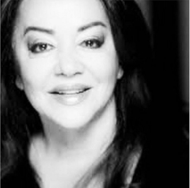 Ünlülerden Oya Aydoğan paylaşımları 17