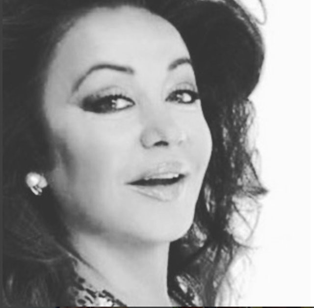 Ünlülerden Oya Aydoğan paylaşımları 22