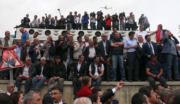 MHP'de miting gibi kurultay toplantısı 6