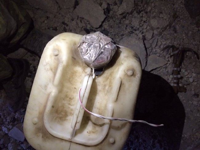 Terliğe ve silaha patlayıcı tuzaklamışlar 12